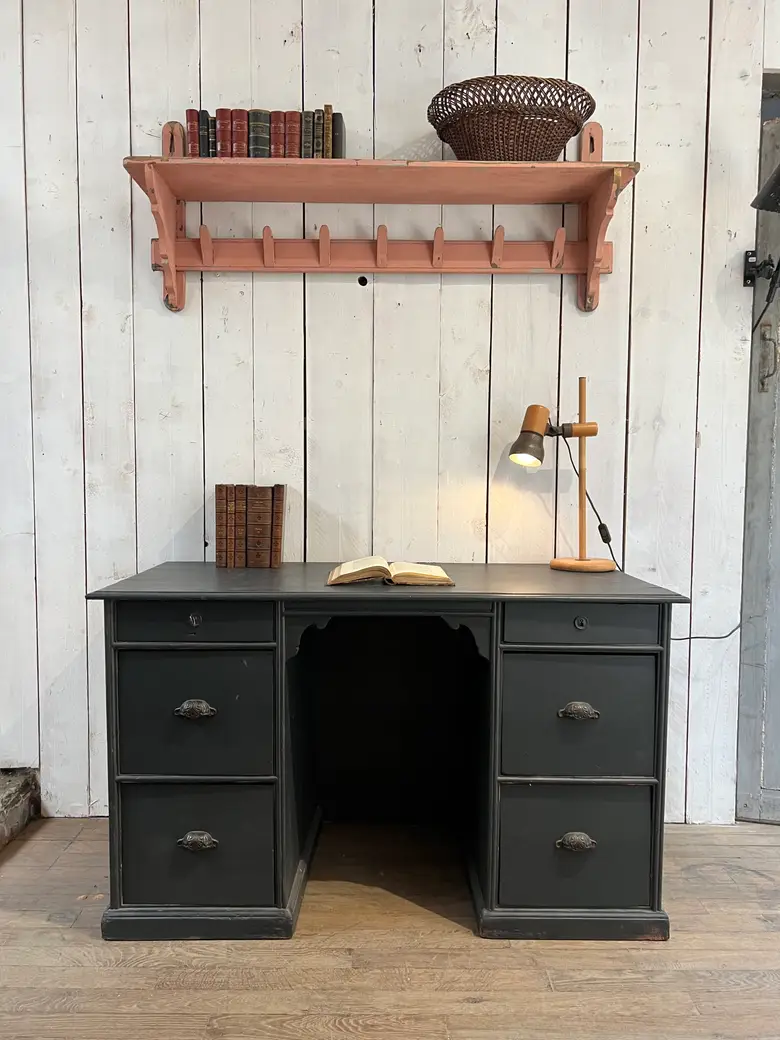 Ancien bureau en bois Années 30 peint gris anthracite