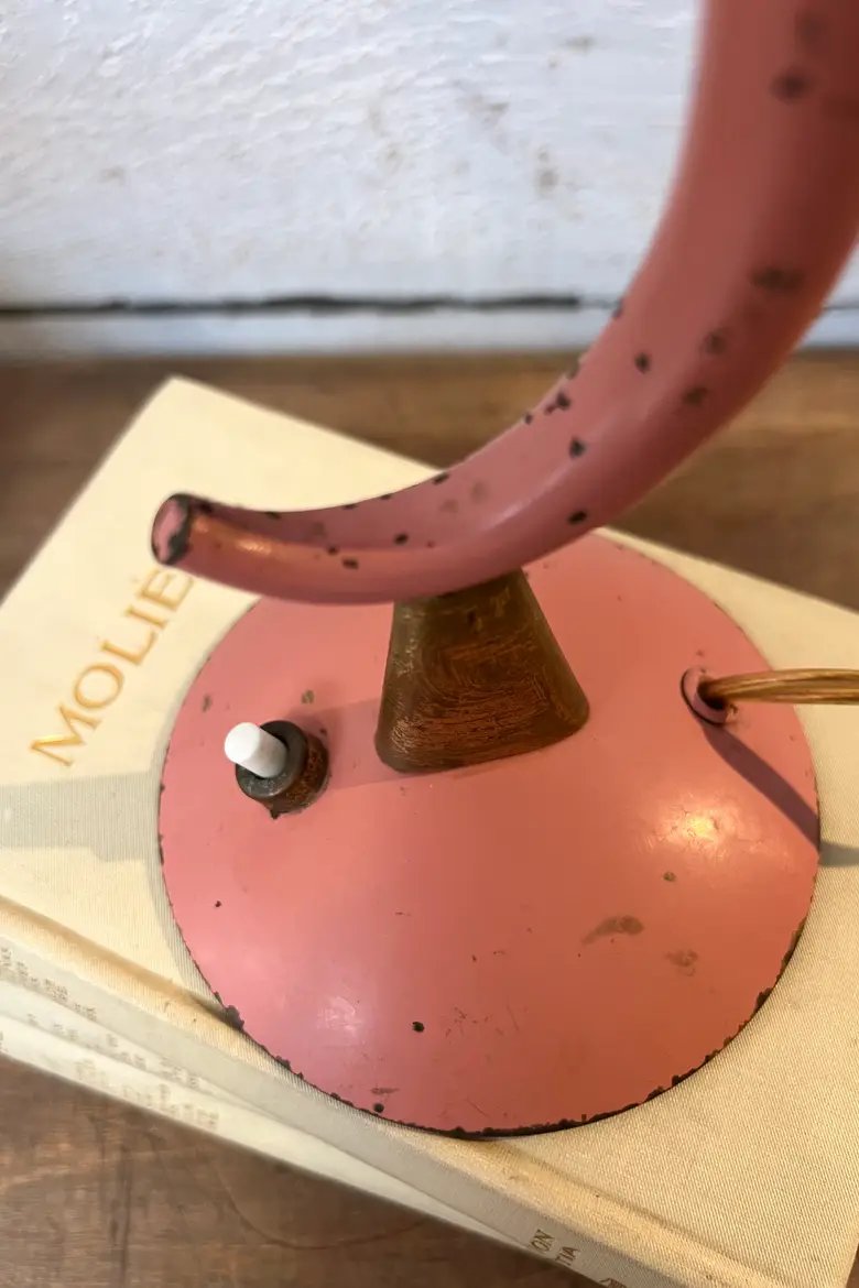Paire de lampes roses et dorés 1940
