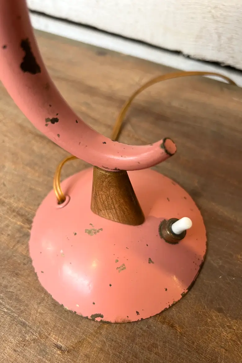 Paire de lampes roses et dorés 1940