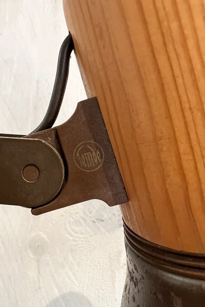 Lampe de bureau minimaliste de la marque « Temde »