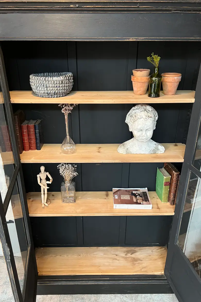 Ancienne bibliothèque vitrée en sapin Début XXème