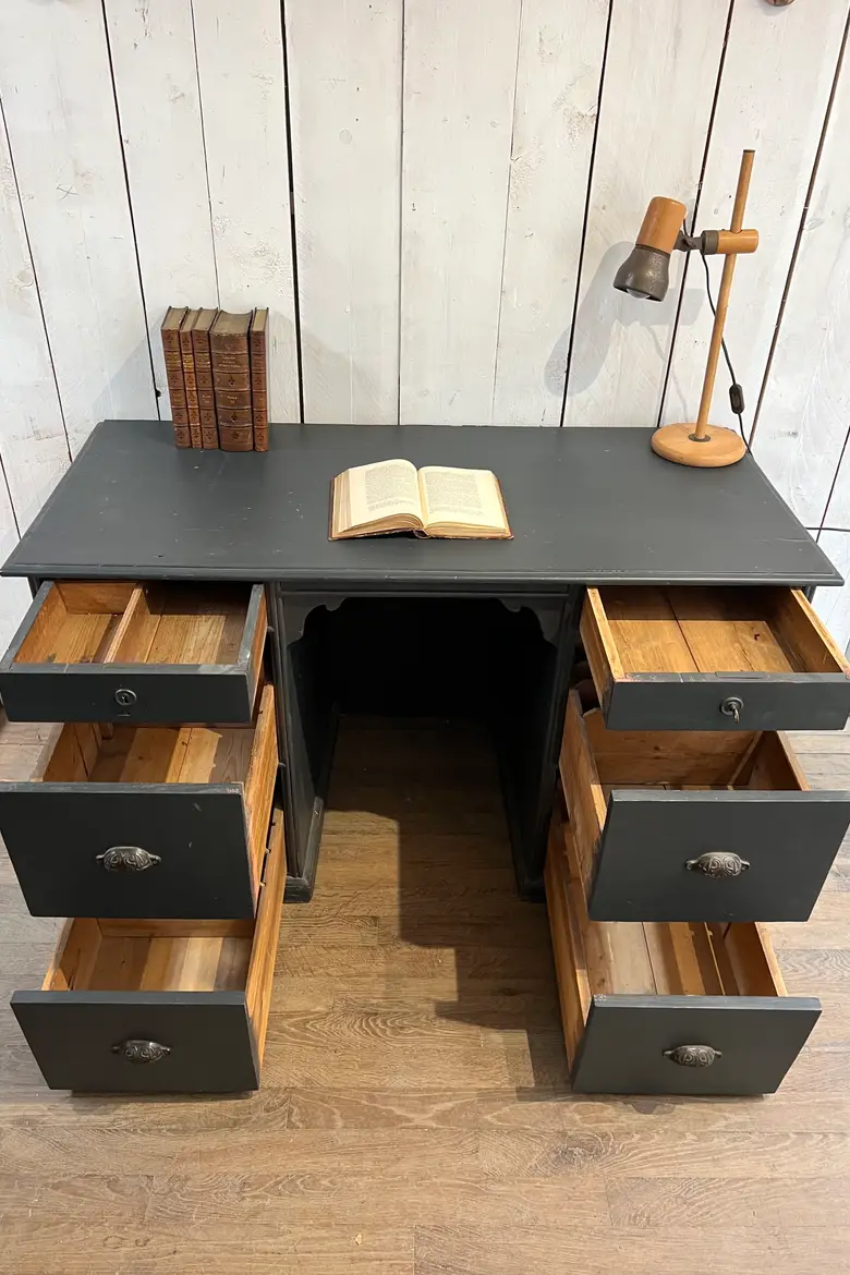 Ancien bureau en bois Années 30 peint gris anthracite