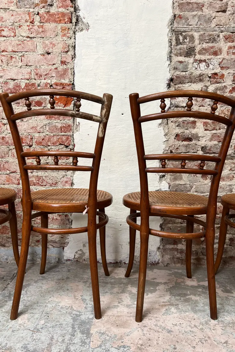 4 chaises de bistrot Thonet
