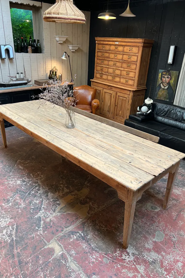 Ancienne grande table d’atelier en sapin brut Début XXème