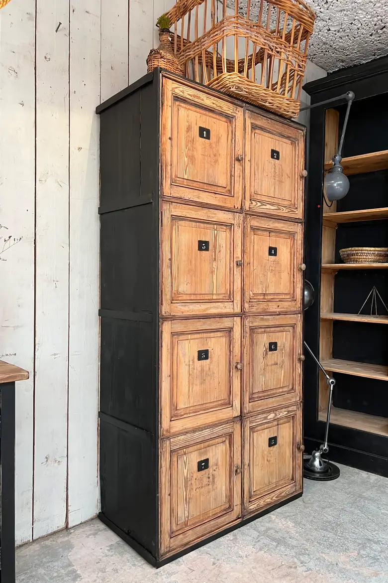 Ancien meuble de rangement administratif en sapin Début XXème