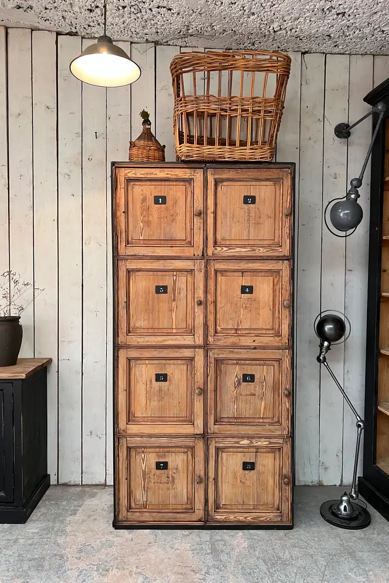 Ancien meuble de rangement administratif en sapin Début XXème