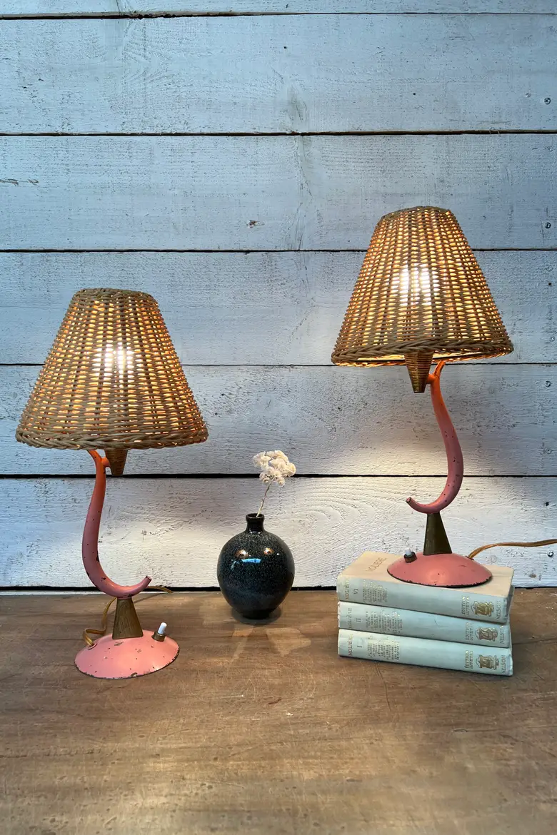 Paire de lampes roses et dorés 1940