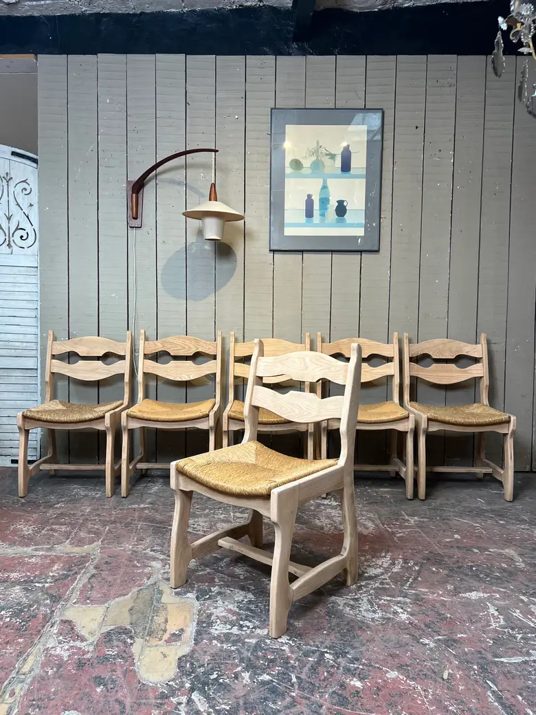 6 chaises brutalistes en chêne, années 60 — 6 chaises brutalistes en chêne, années 60