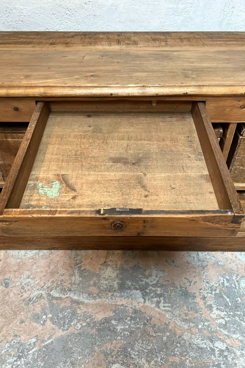 Ancien meuble de mercerie avec boîtes de rangement Début XXème
