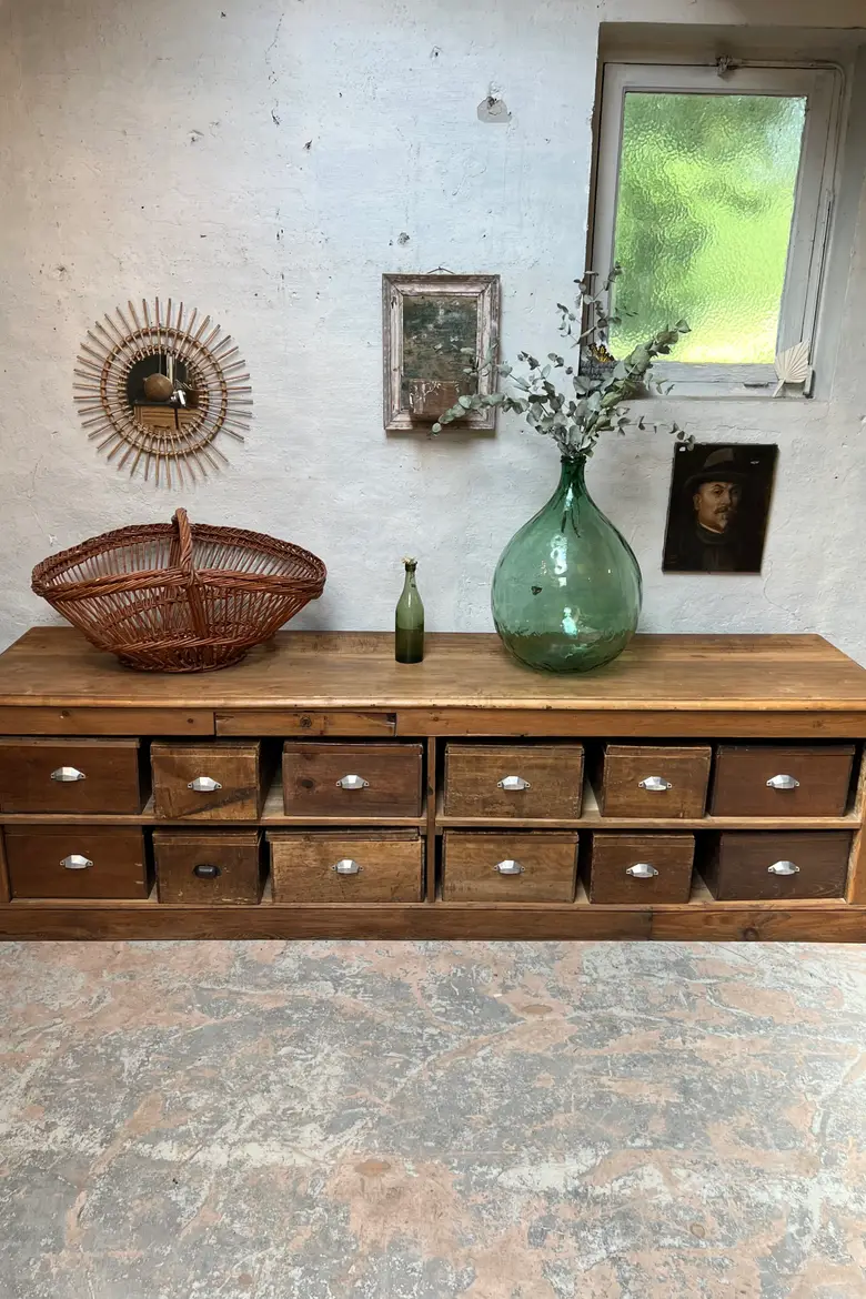 Ancien meuble de mercerie avec boîtes de rangement Début XXème