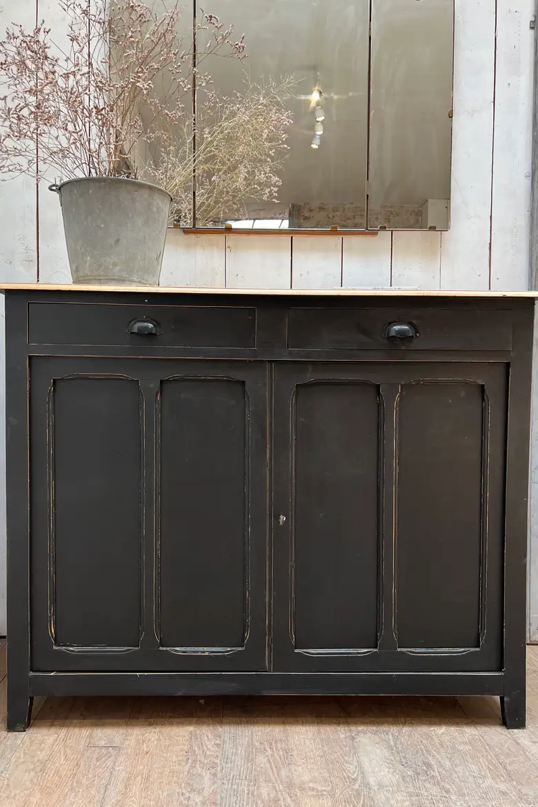Ancien buffet parisien en hêtre Années 50 peint en noir