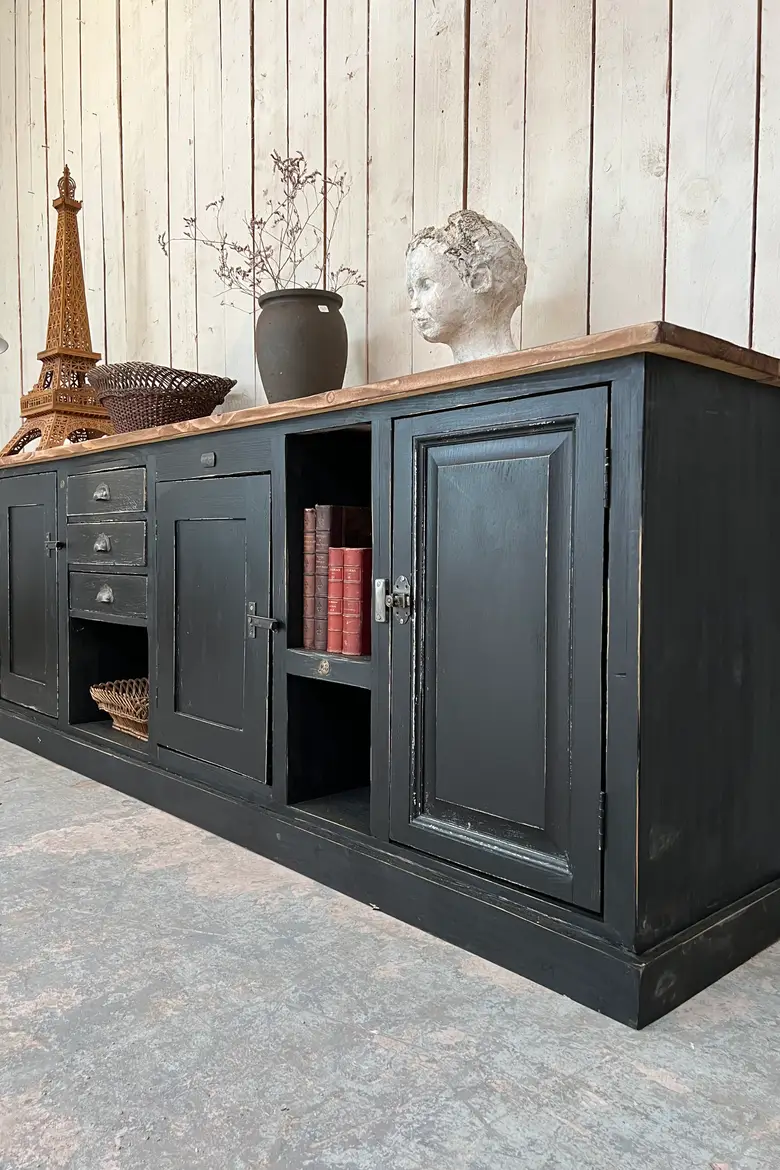 Grand meuble d’atelier en bois