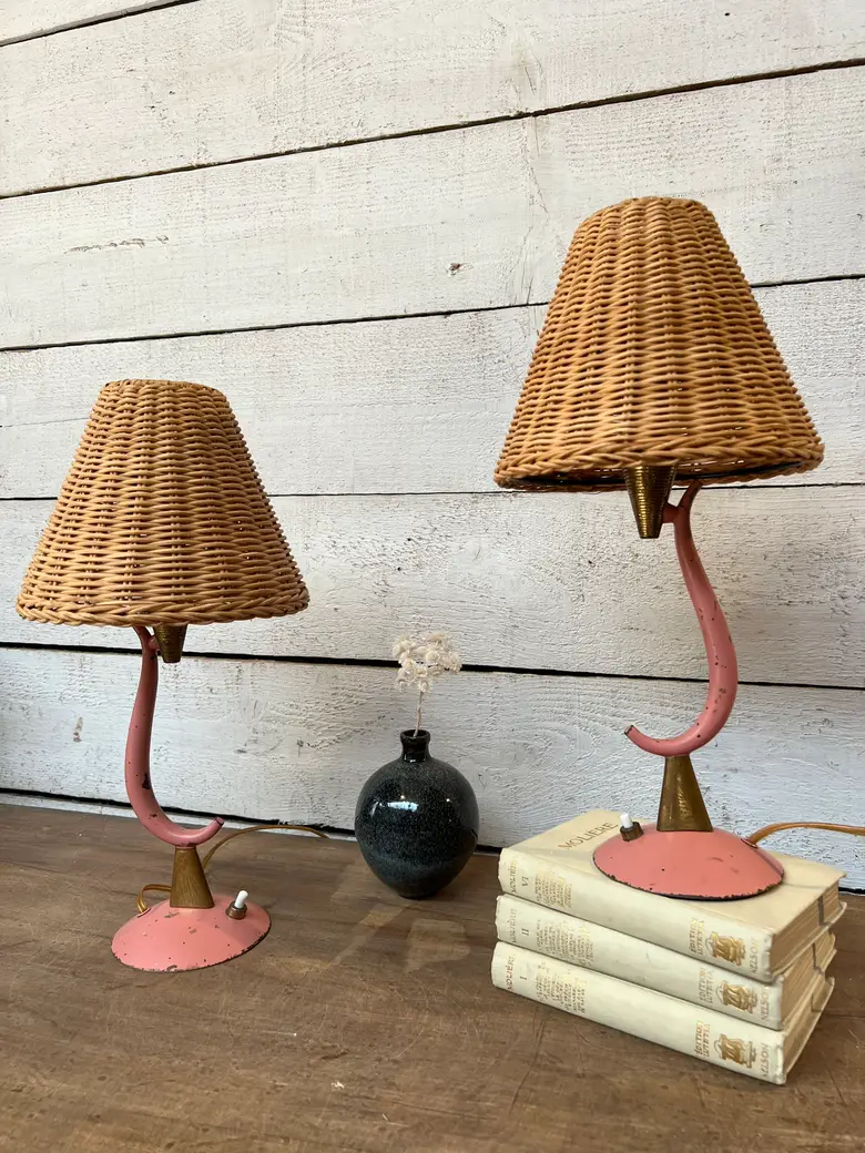 Paire de lampes roses et dorés 1940