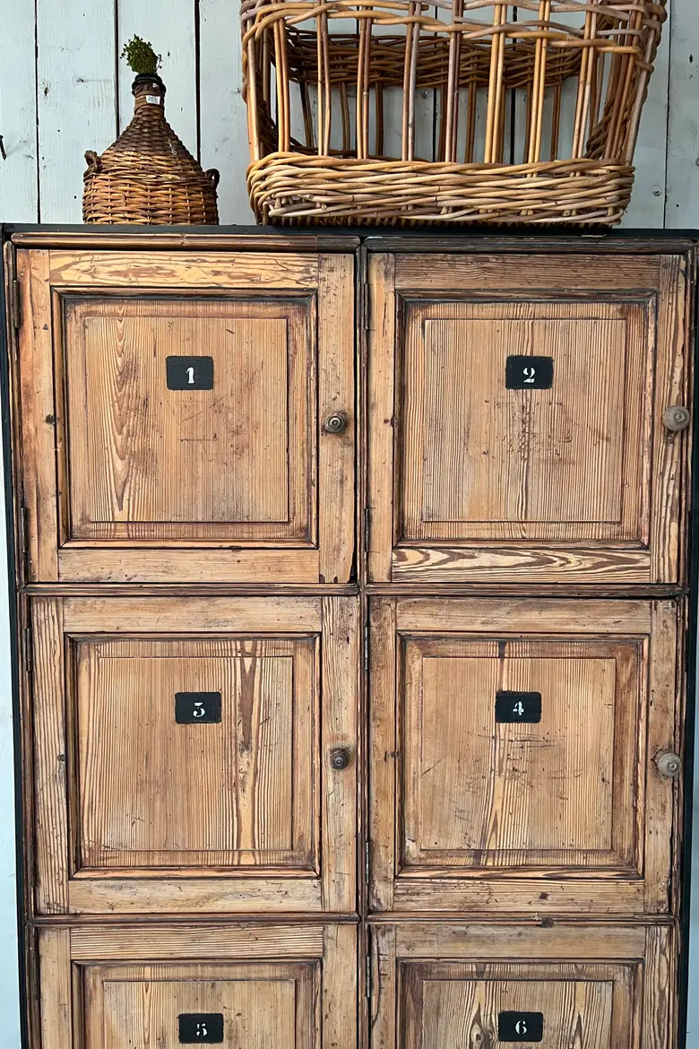 Ancien meuble de rangement administratif en sapin Début XXème