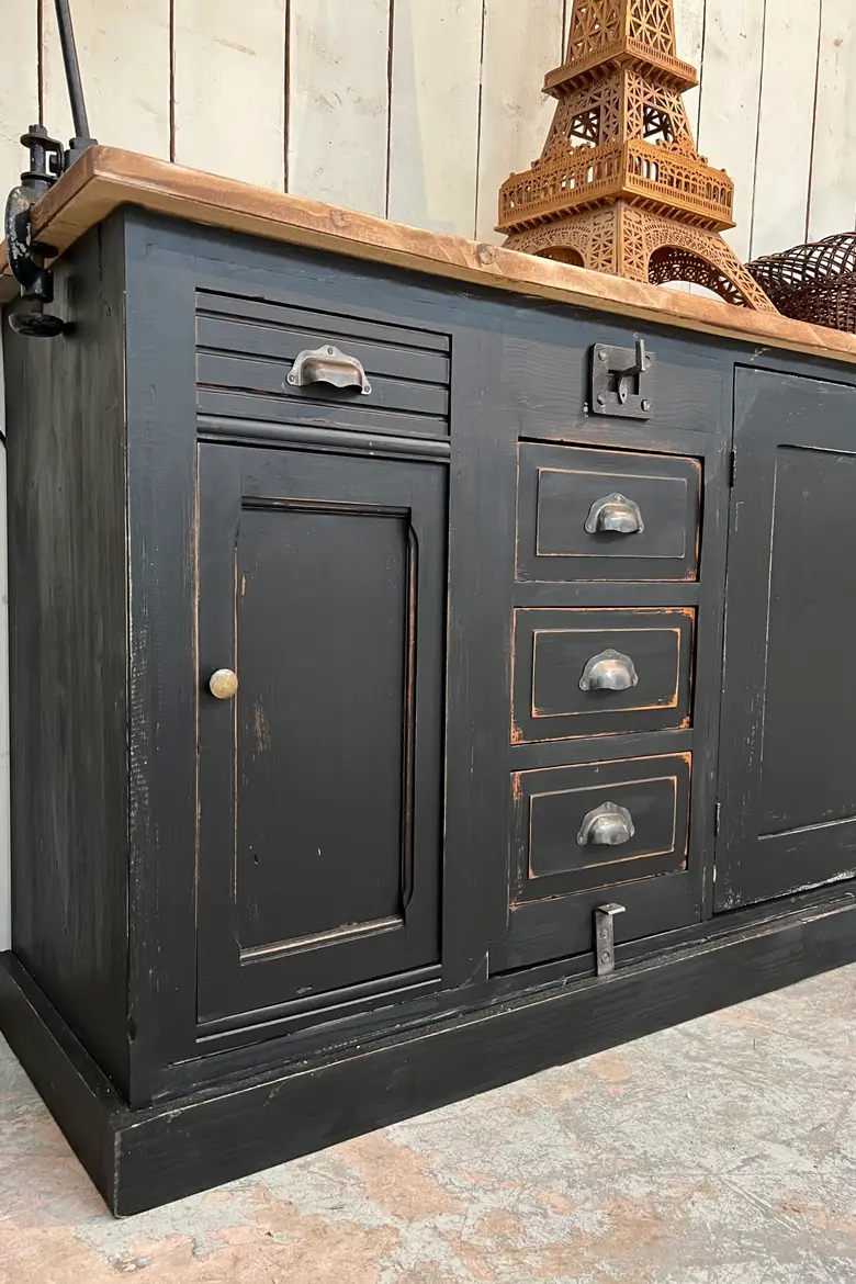 Grand meuble d’atelier en bois