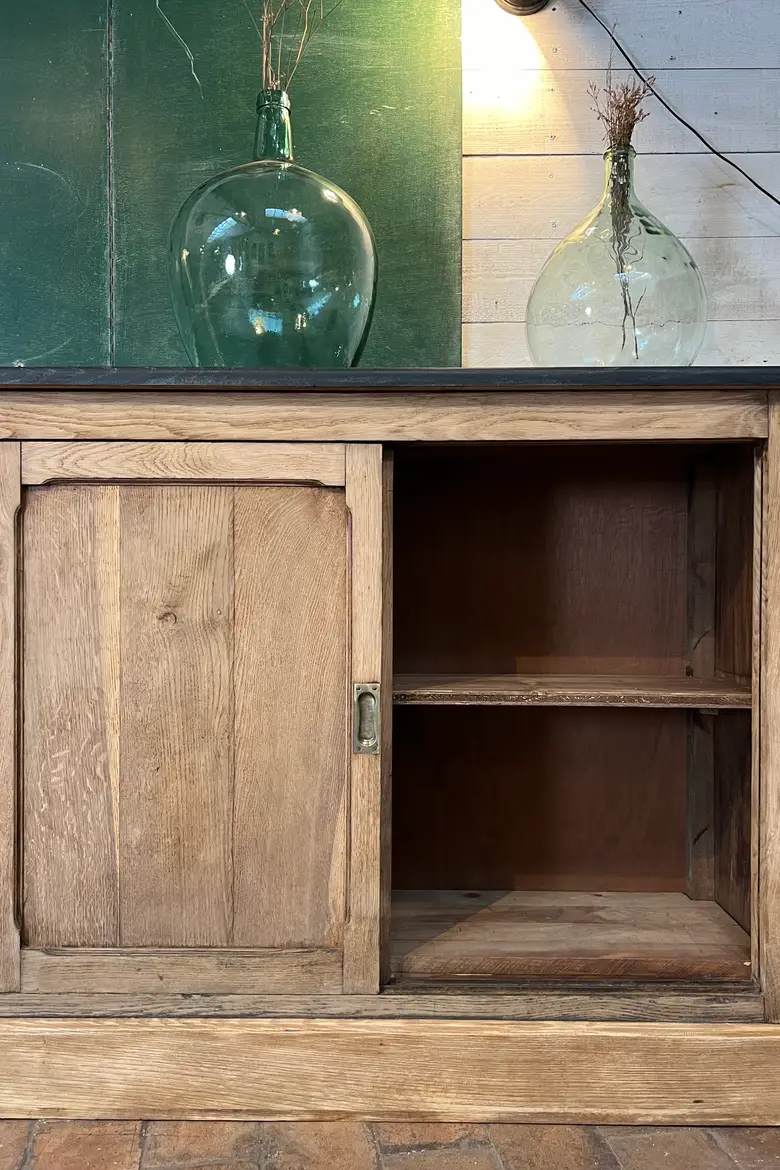 Ancien arrière de comptoir en chêne Début XXème