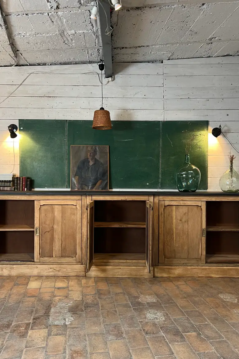 Ancien arrière de comptoir en chêne Début XXème