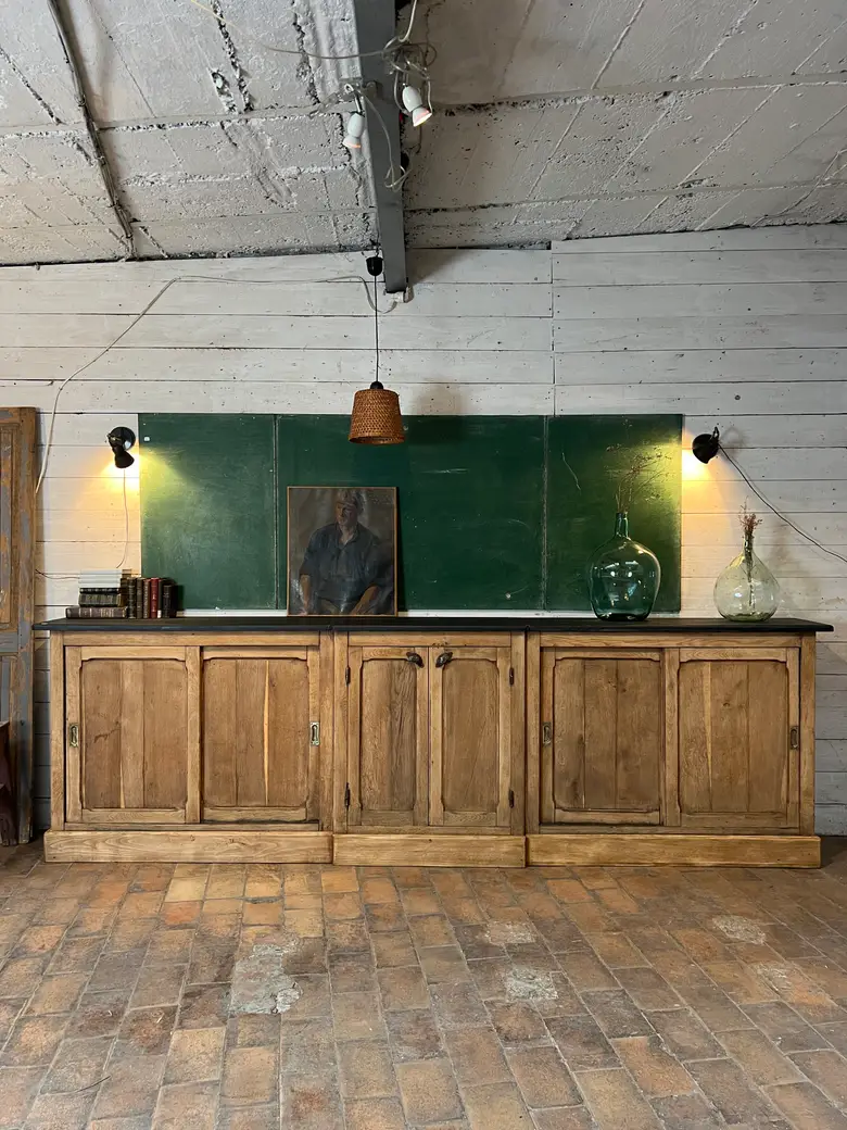 Ancien arrière de comptoir en chêne Début XXème