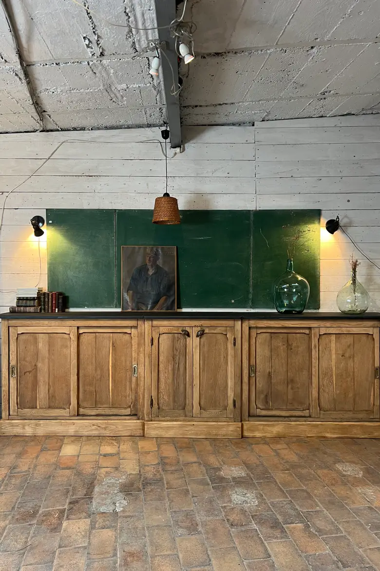 Ancien arrière de comptoir en chêne Début XXème