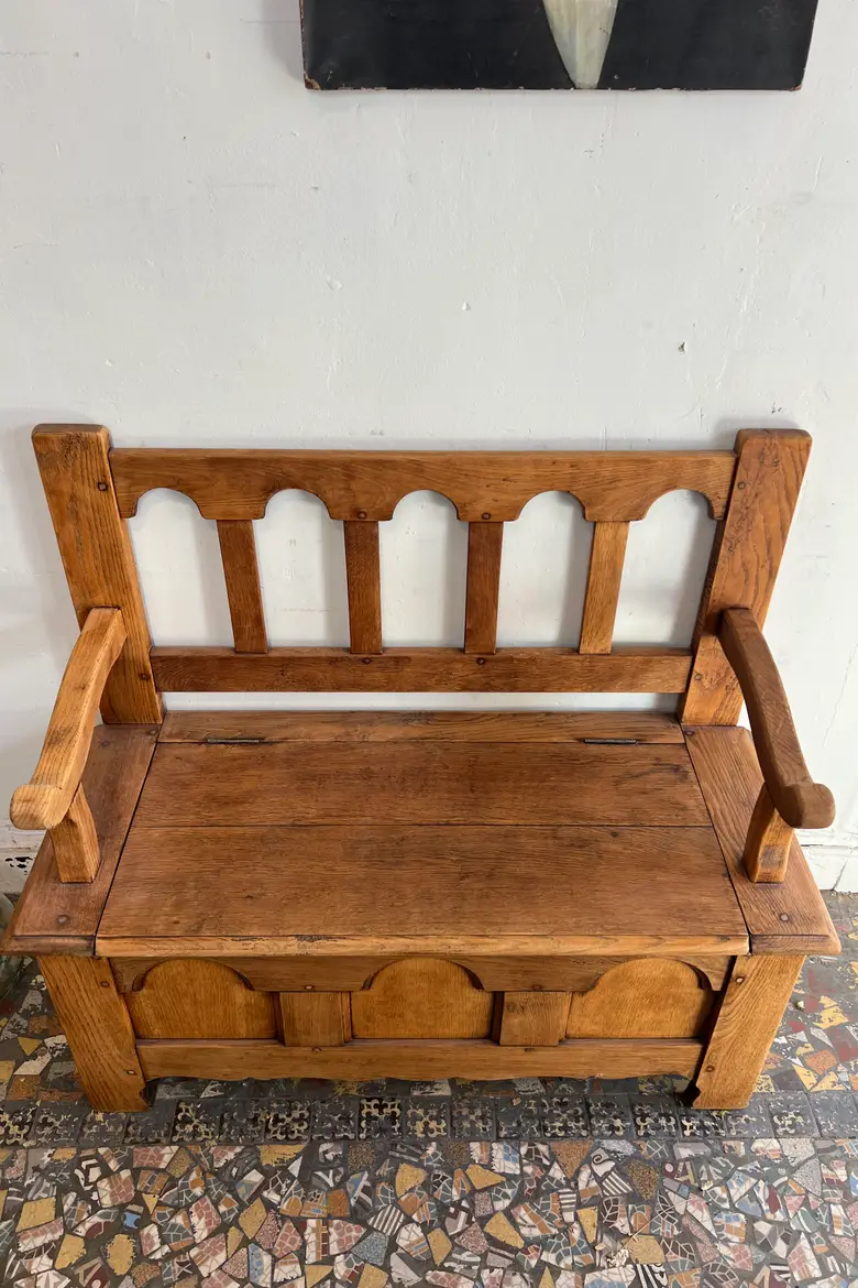 Ancien banc coffre en chêne