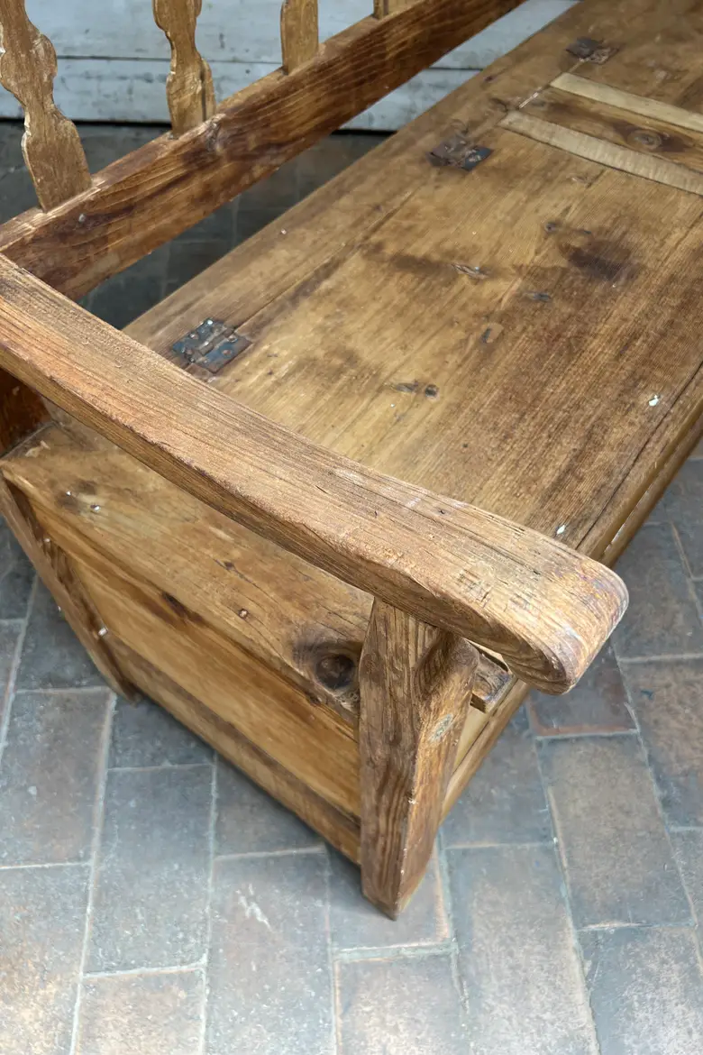 Ancien banc coffre en sapin début XXe siècle