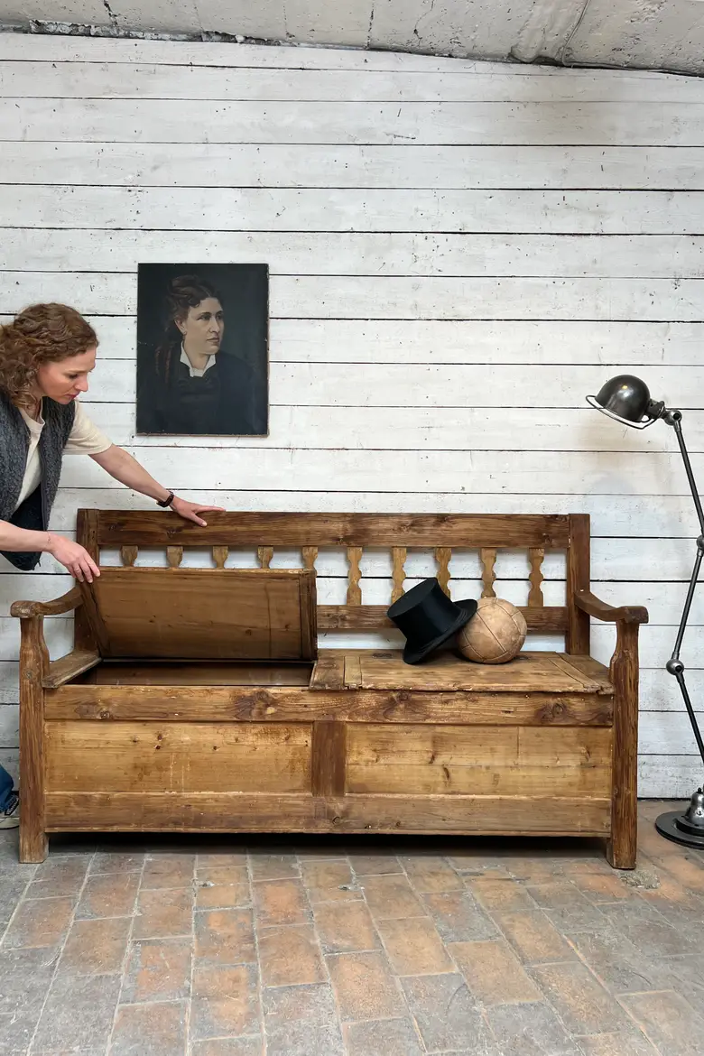 Ancien banc coffre en sapin début XXe siècle