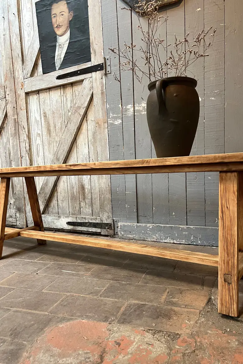 Ancien banc d'auberge en hêtre Début XXème