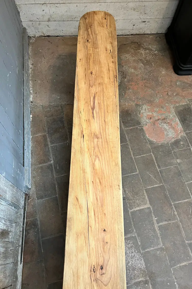 Ancien banc d'auberge en hêtre Début XXème