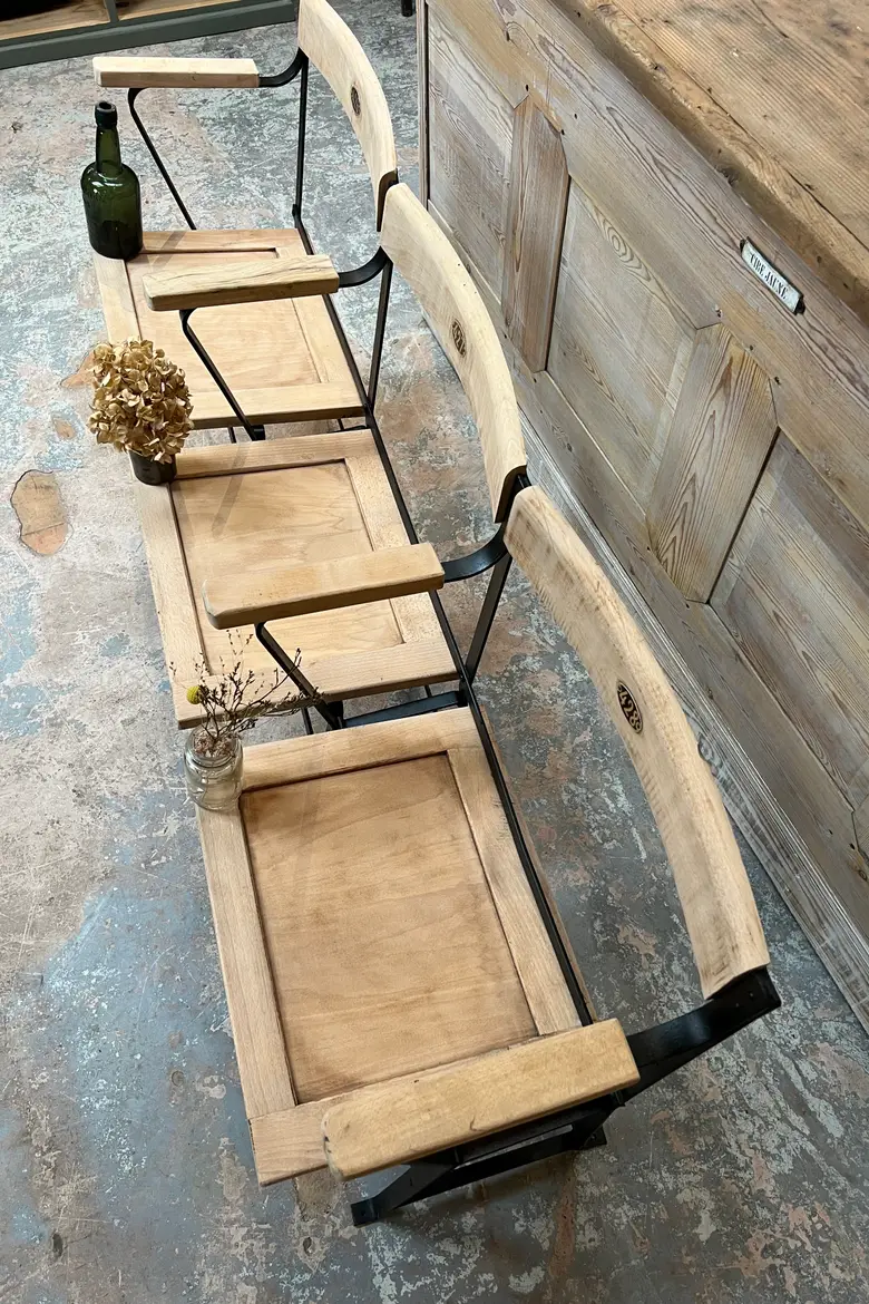 Ancien banc de cinéma Début XXème