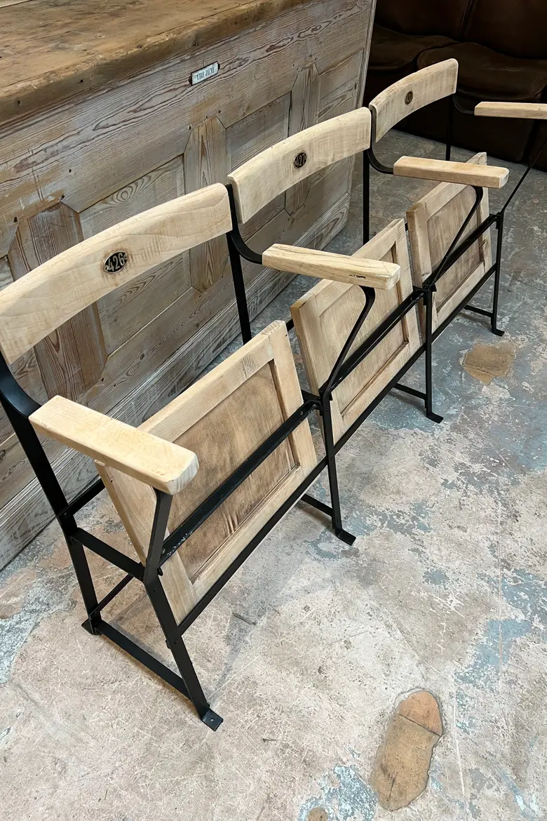 Ancien banc de cinéma Début XXème