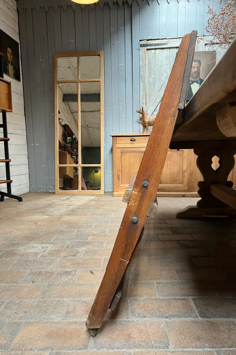 Ancien banc de cinéma en frêne Début XXème