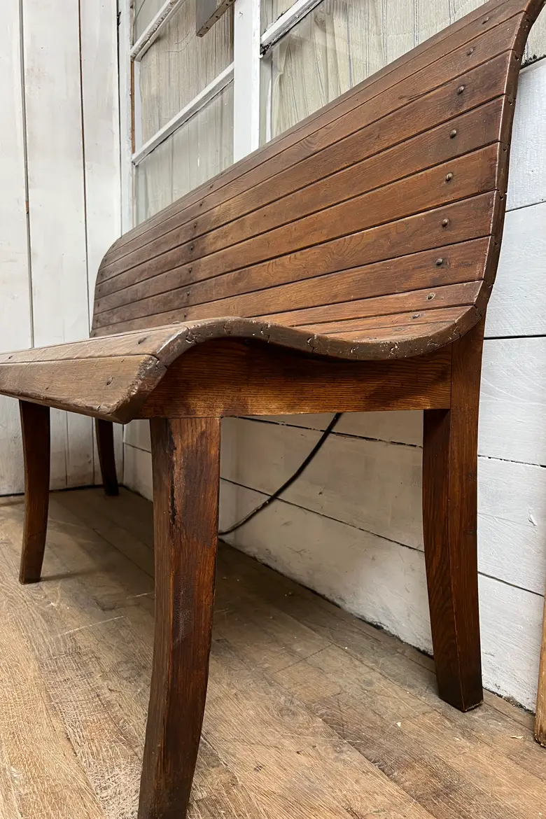 Ancien banc de gare
