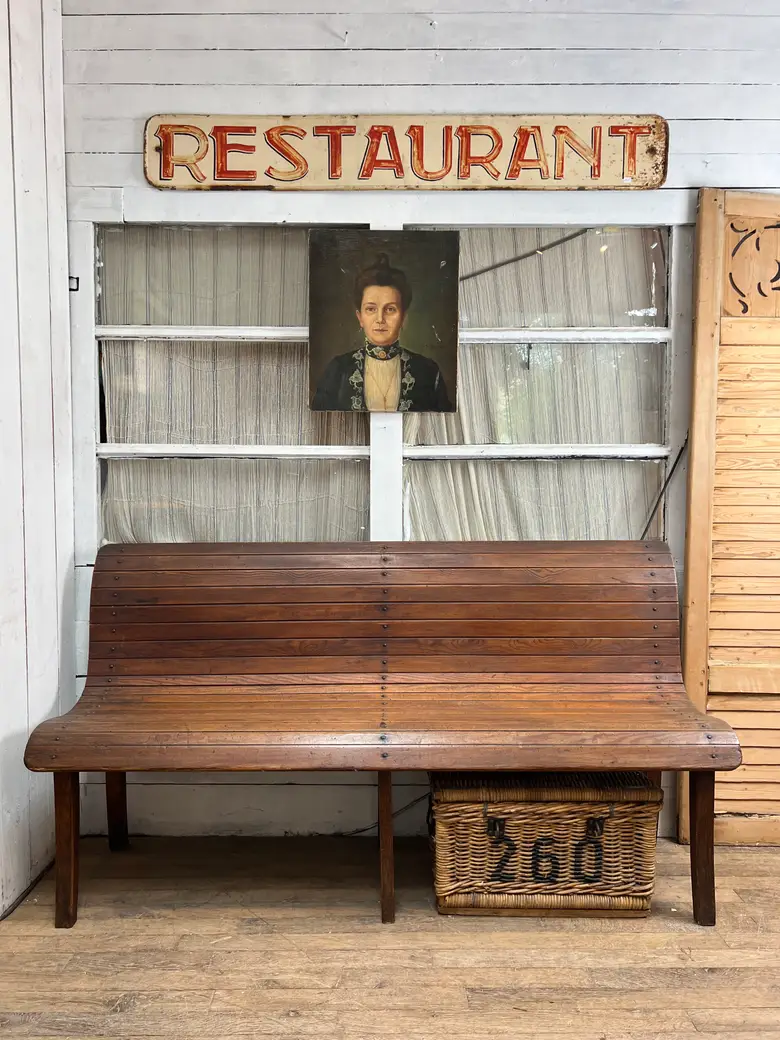 Ancien banc de gare