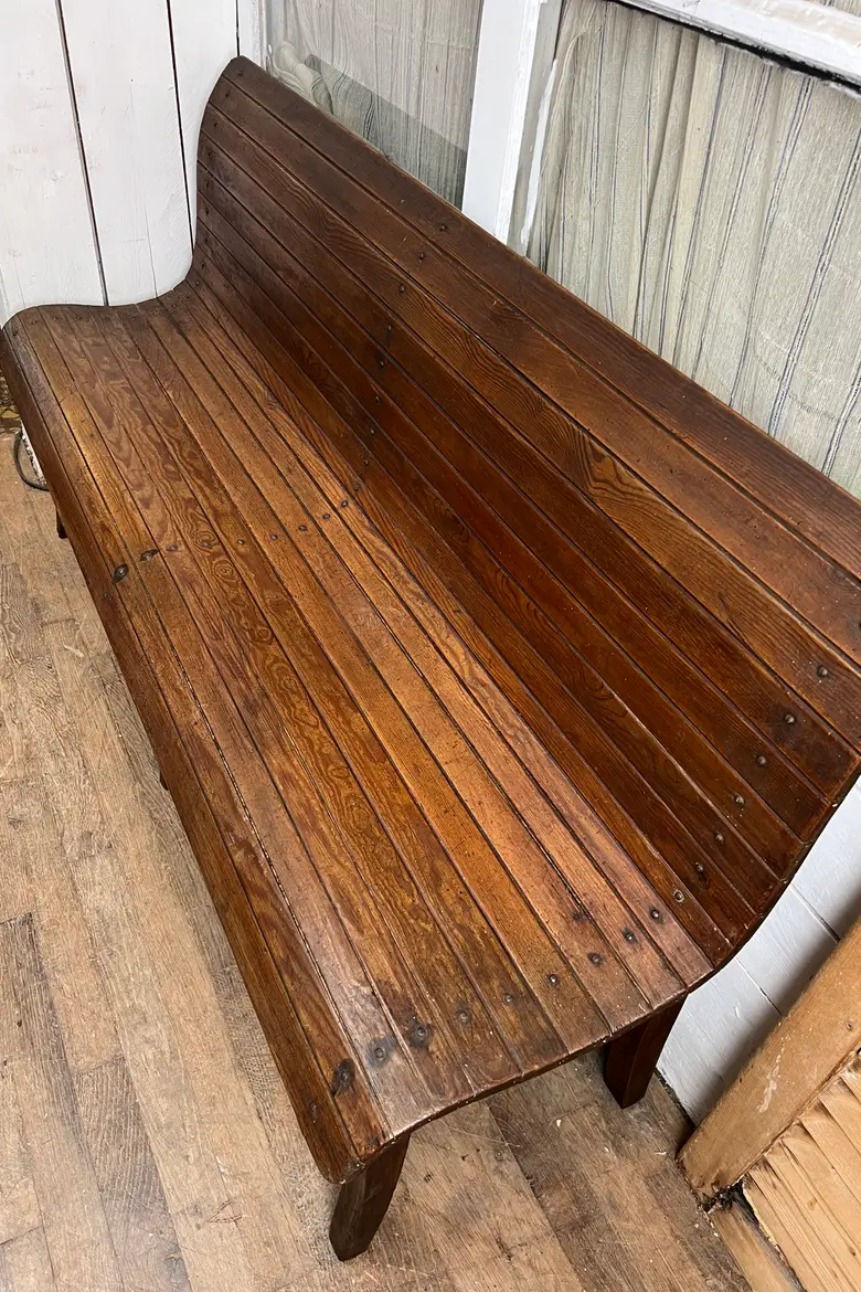 Ancien banc de gare