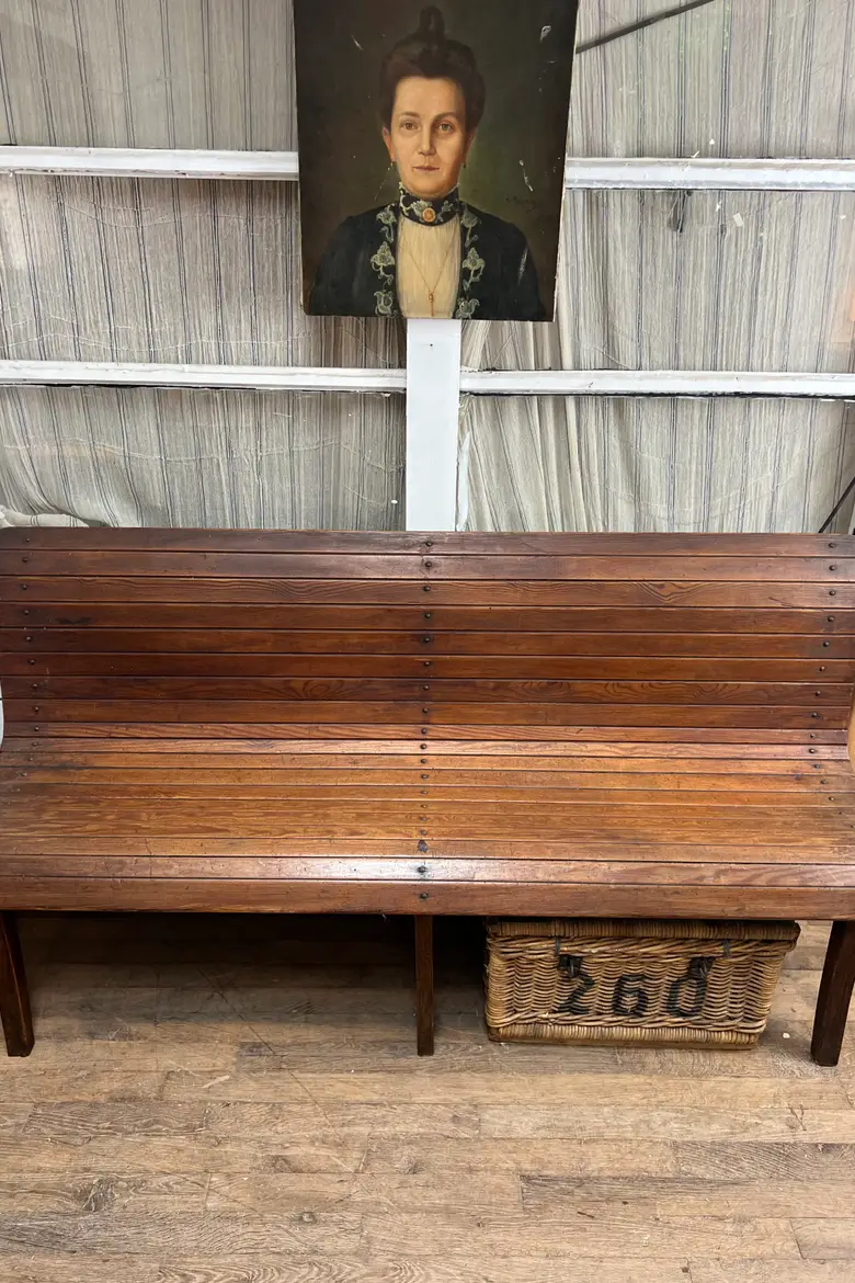 Ancien banc de gare