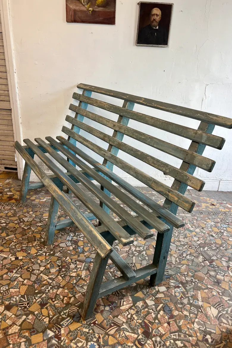 Ancien banc de jardin en bois – Patine bleue d’origine