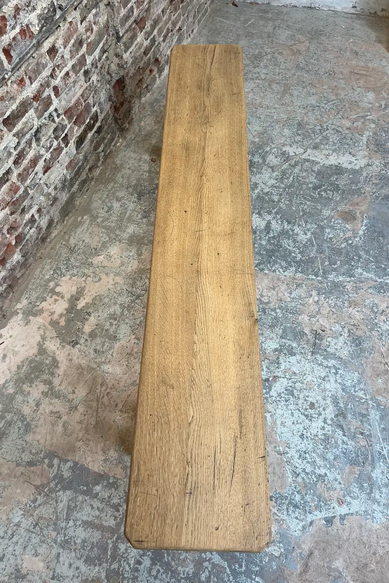 Ancien banc en chêne brut
