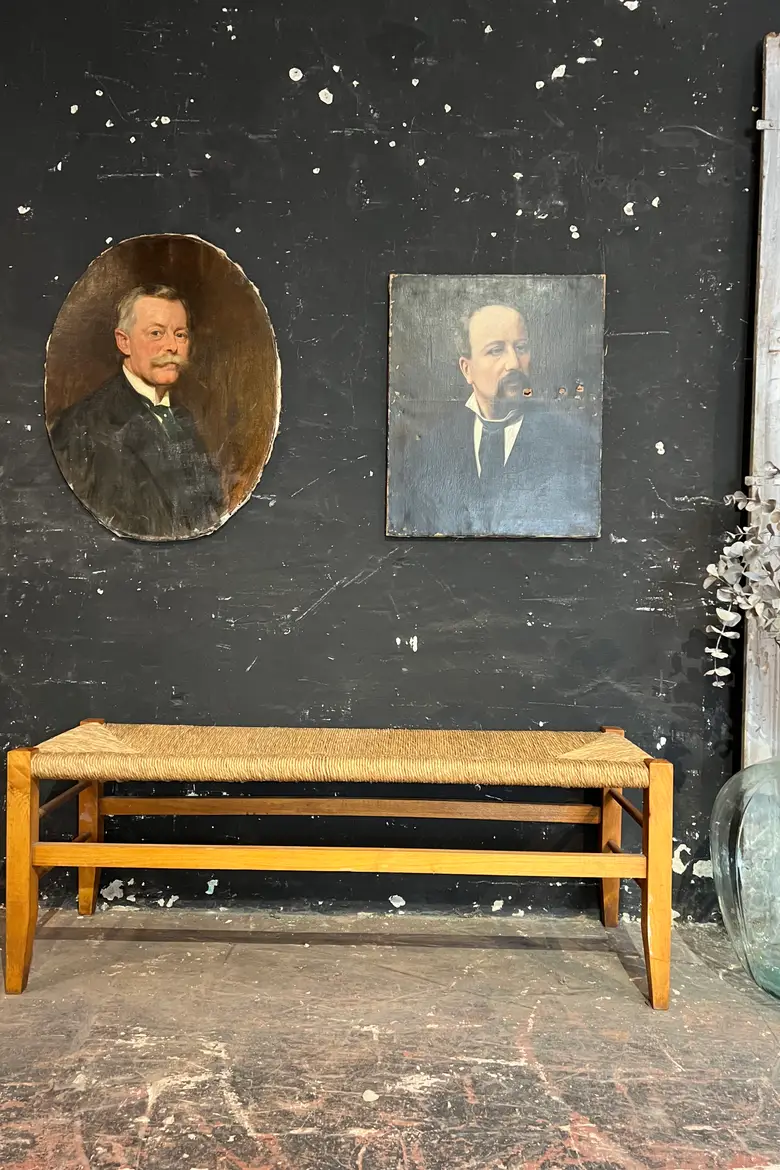 Ancien banc en paille
