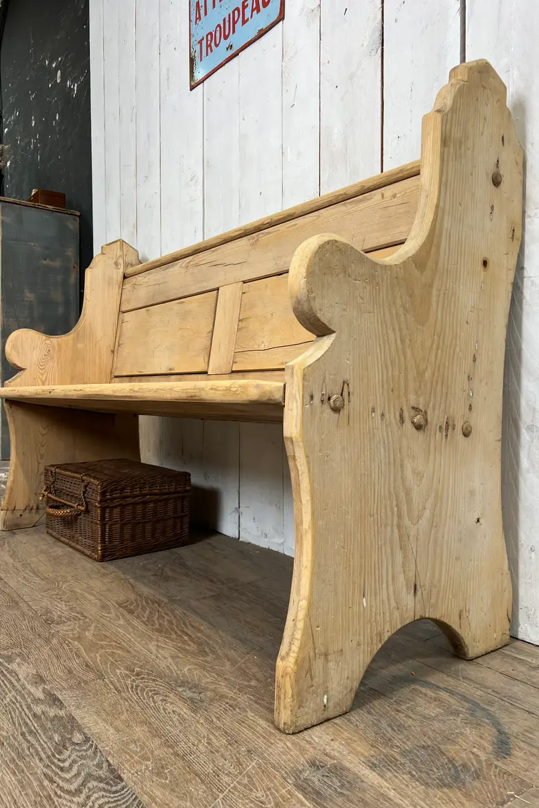Ancien banc en sapin