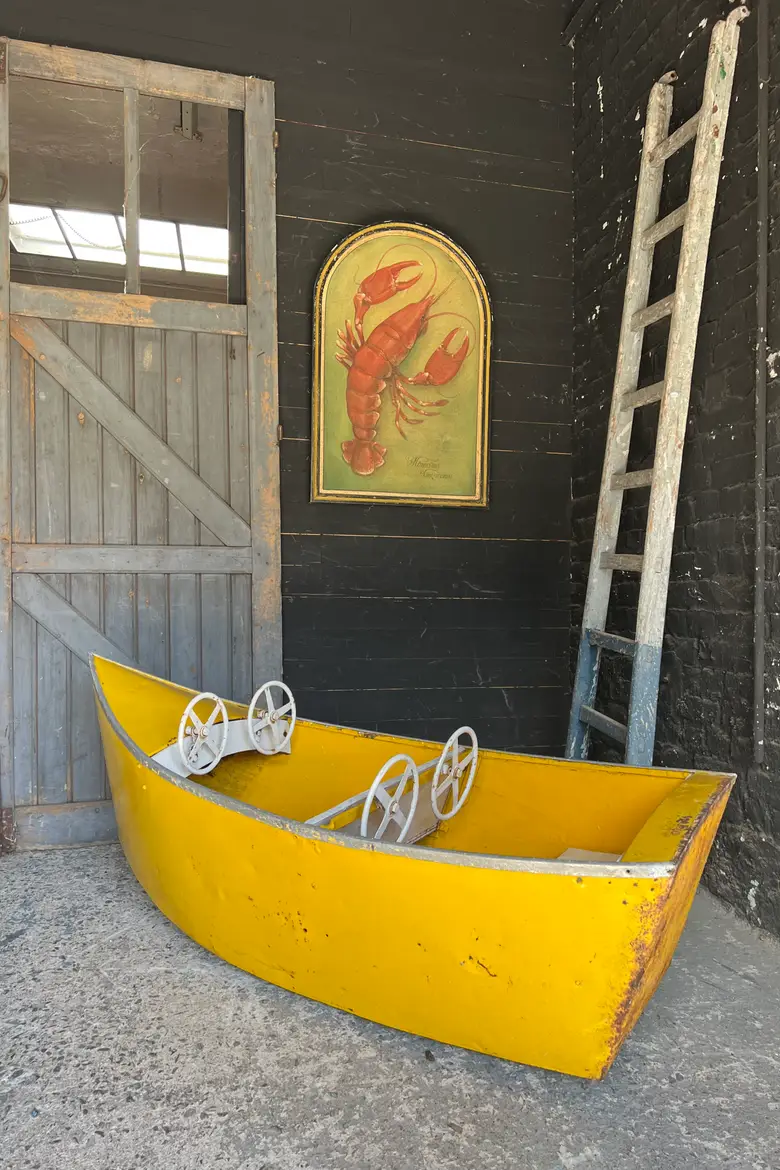 Ancien bateau de manège Années 50