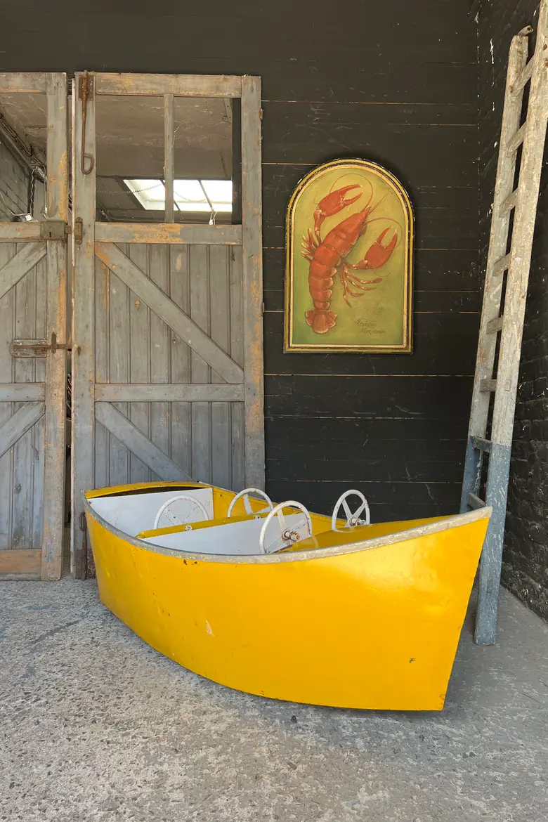 Ancien bateau de manège Années 50