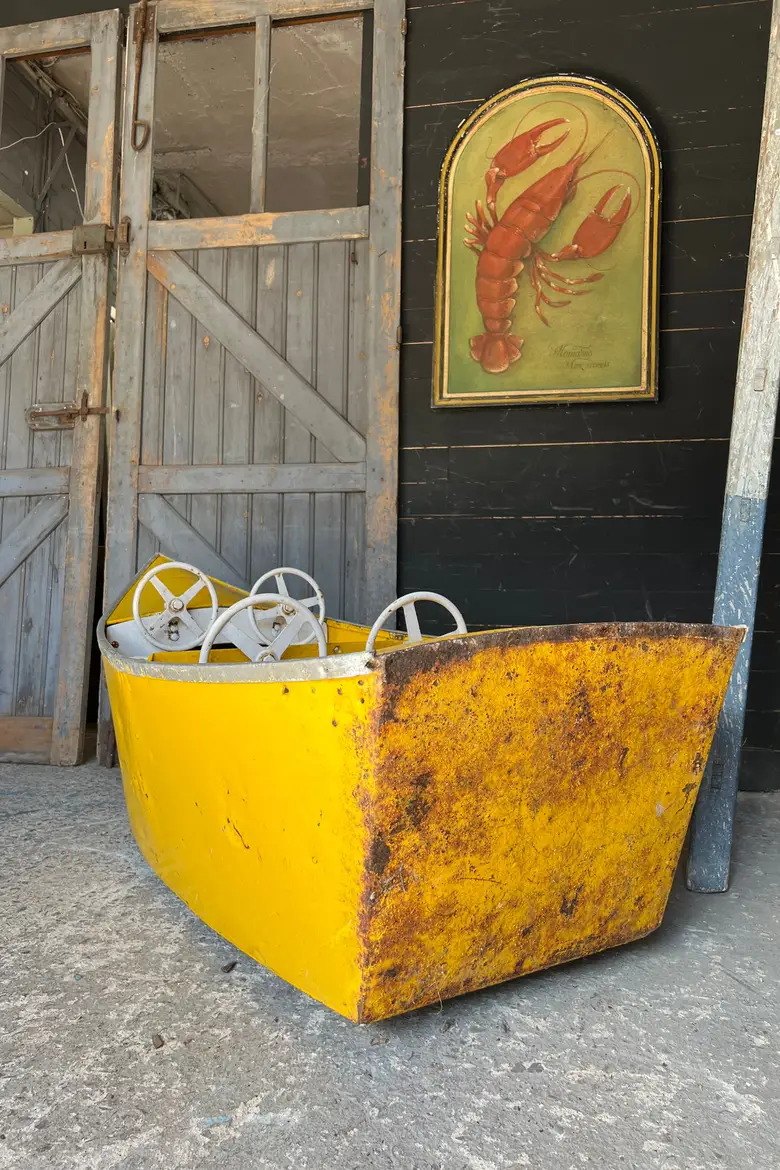 Ancien bateau de manège Années 50