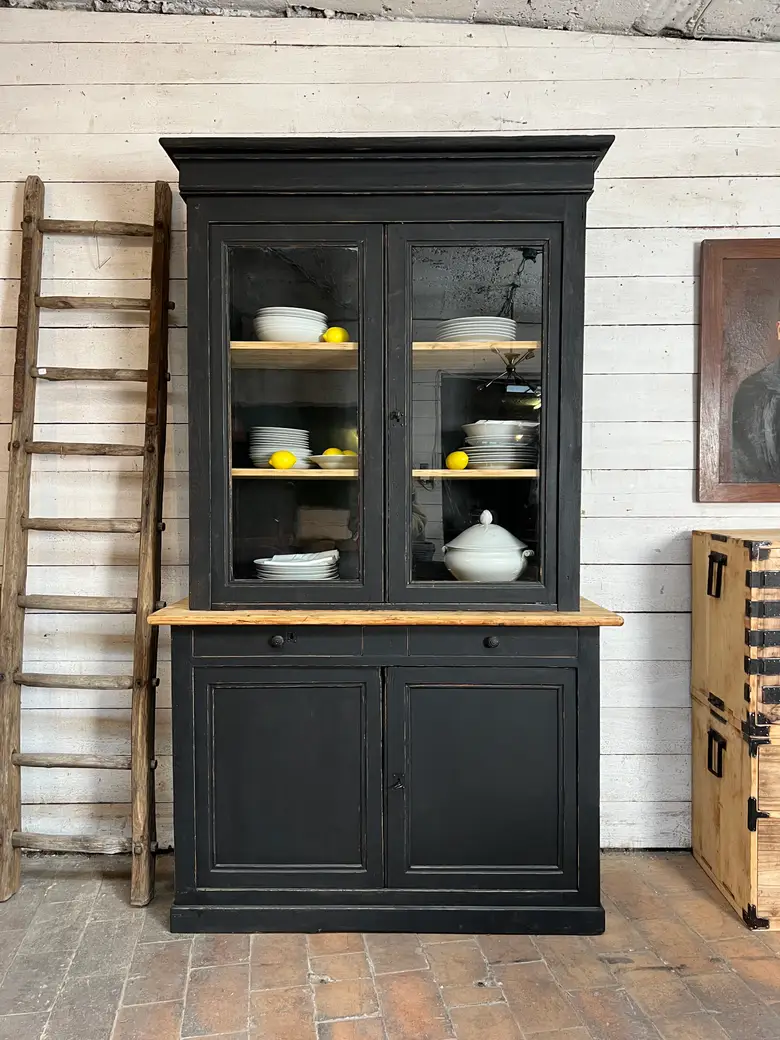 Ancien buffet deux corps