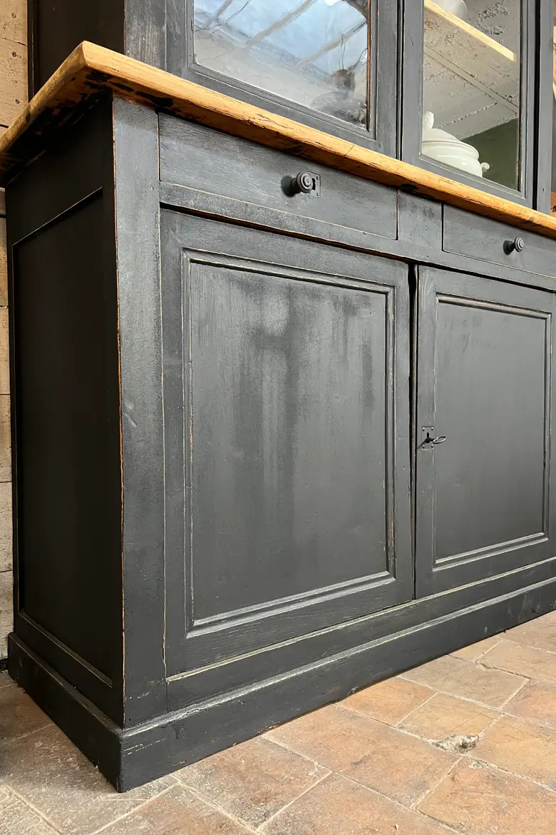 Ancien buffet deux corps