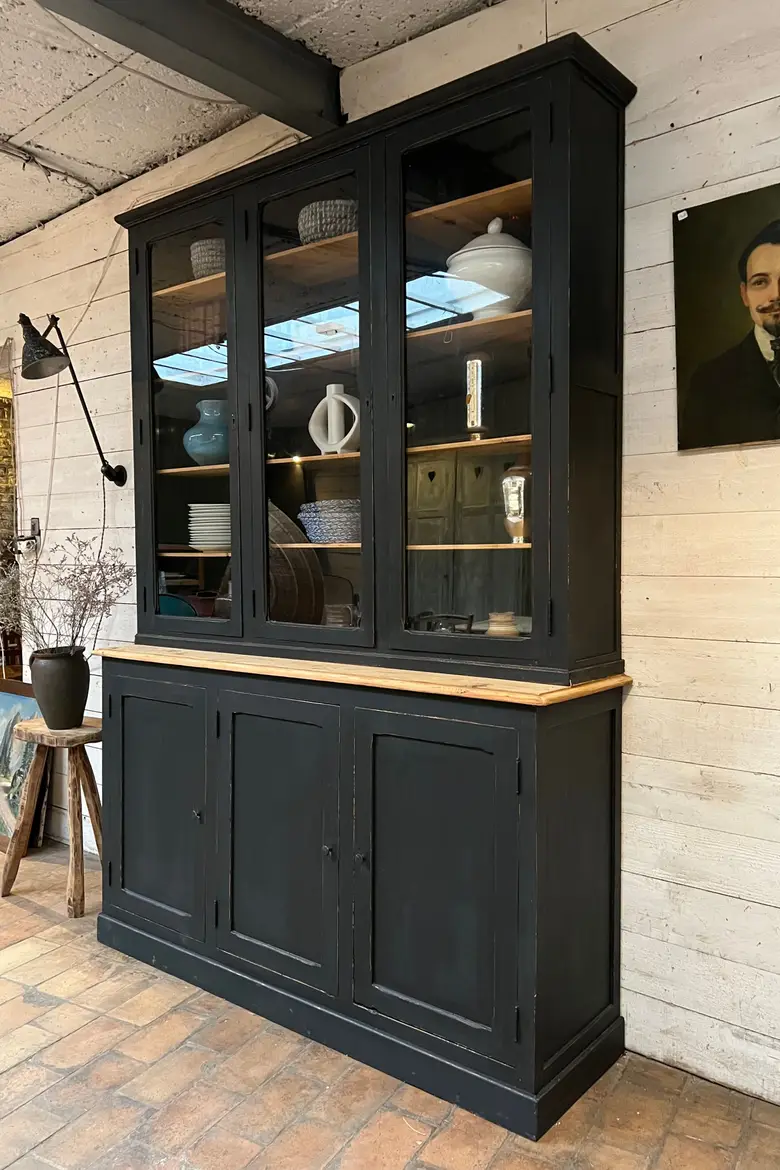 Ancien buffet deux corps d’école en sapin Début XXème