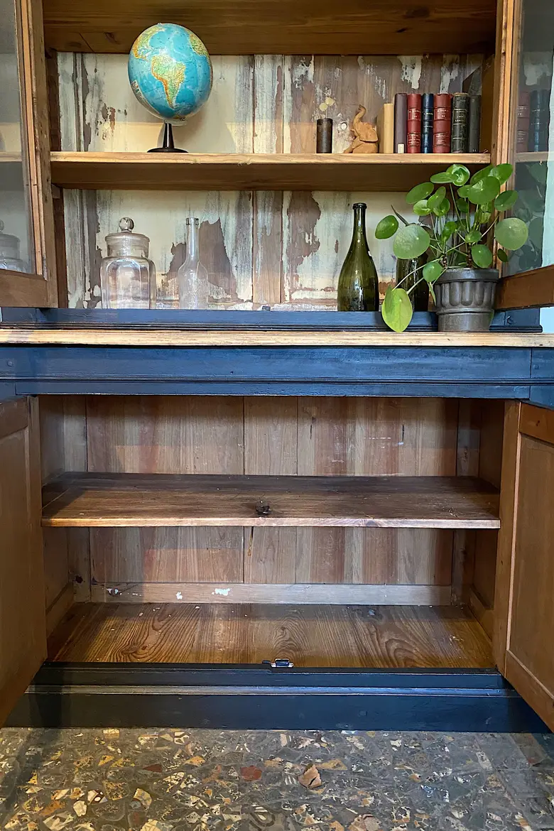 Ancien buffet deux corps en bois Début XXème