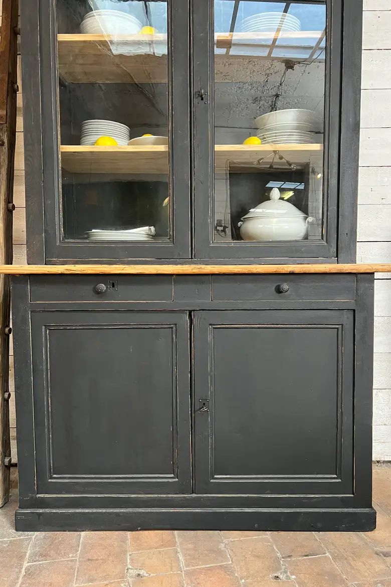 Ancien buffet deux corps