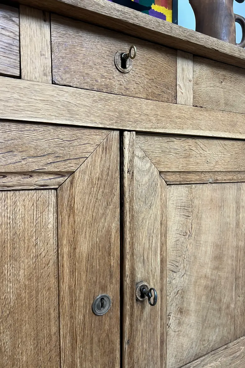 Ancien buffet en chêne