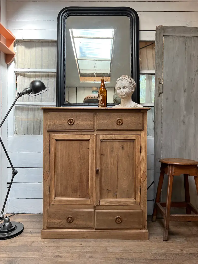 Ancien buffet en chêne brut Début XXème