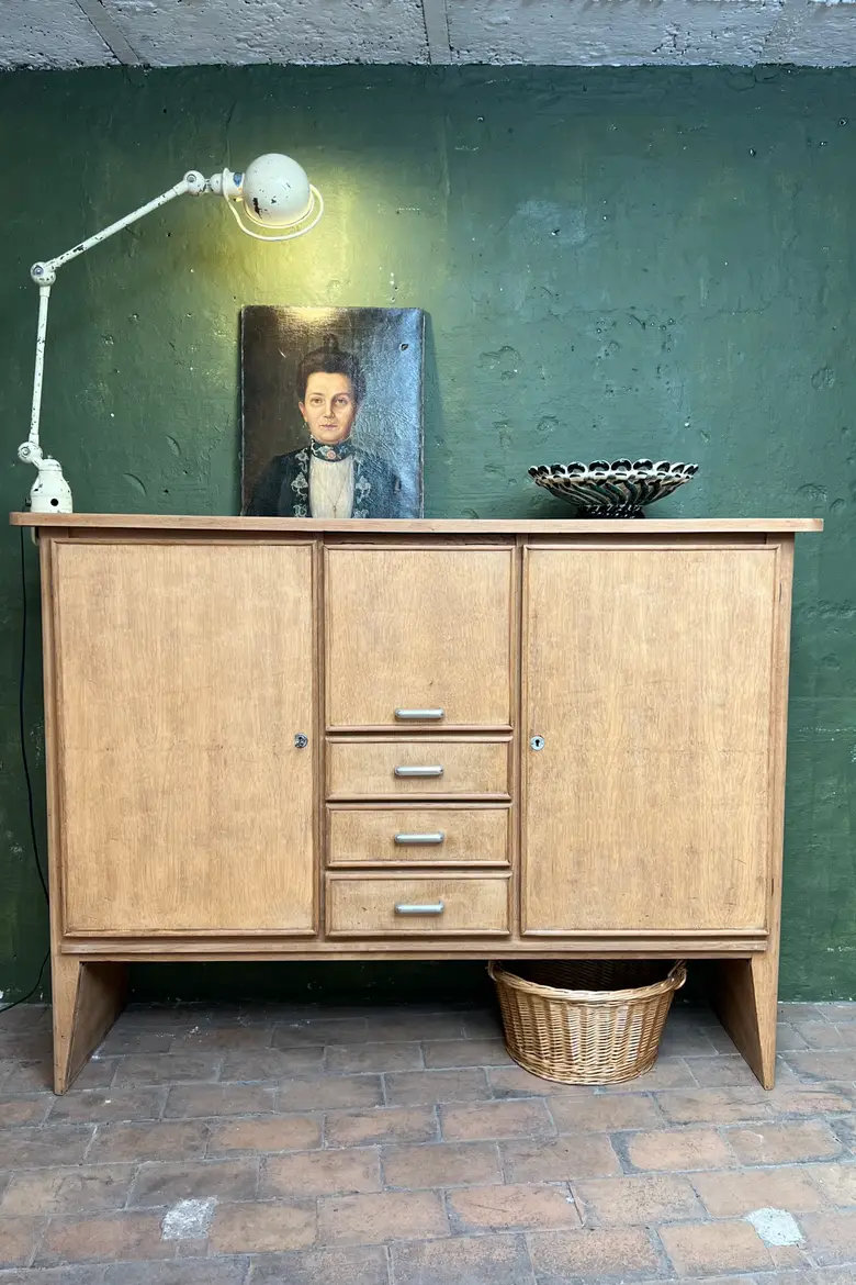 Ancien buffet en chêne de René Gabriel – Années 50